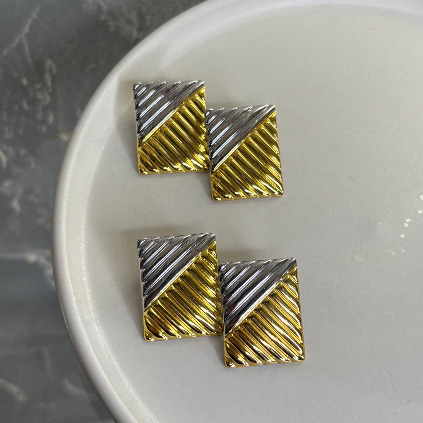 Γυναικεία σκουλαρίκια τετράγωνα mix χρυσό ασημί