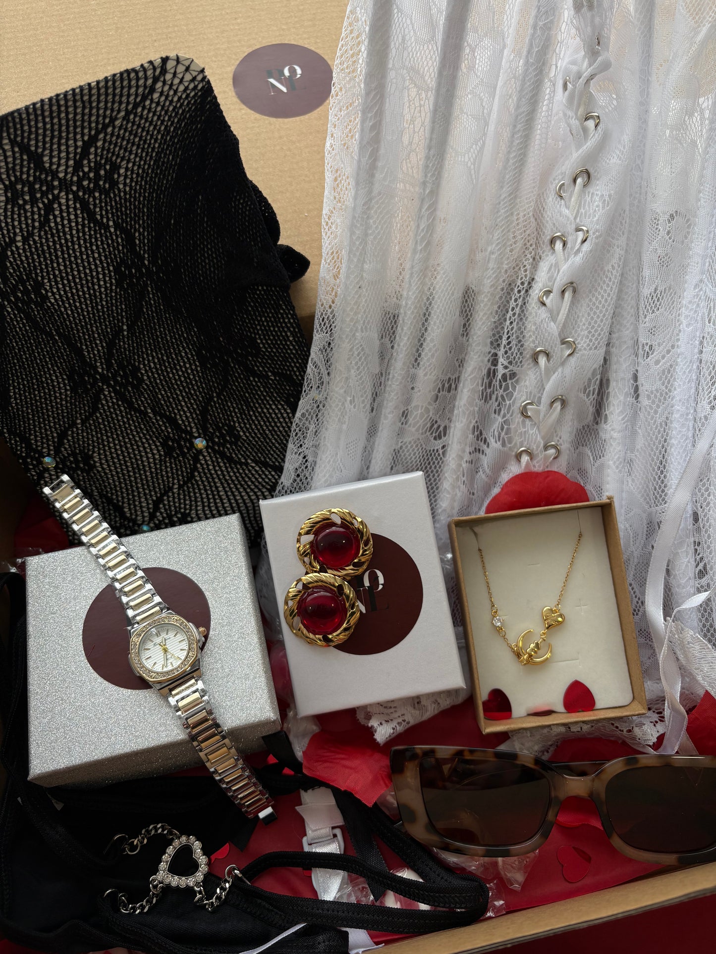 🔥 365 DAYS MYSTERY BOX 🔥(7 μοναδικά προϊόντα)