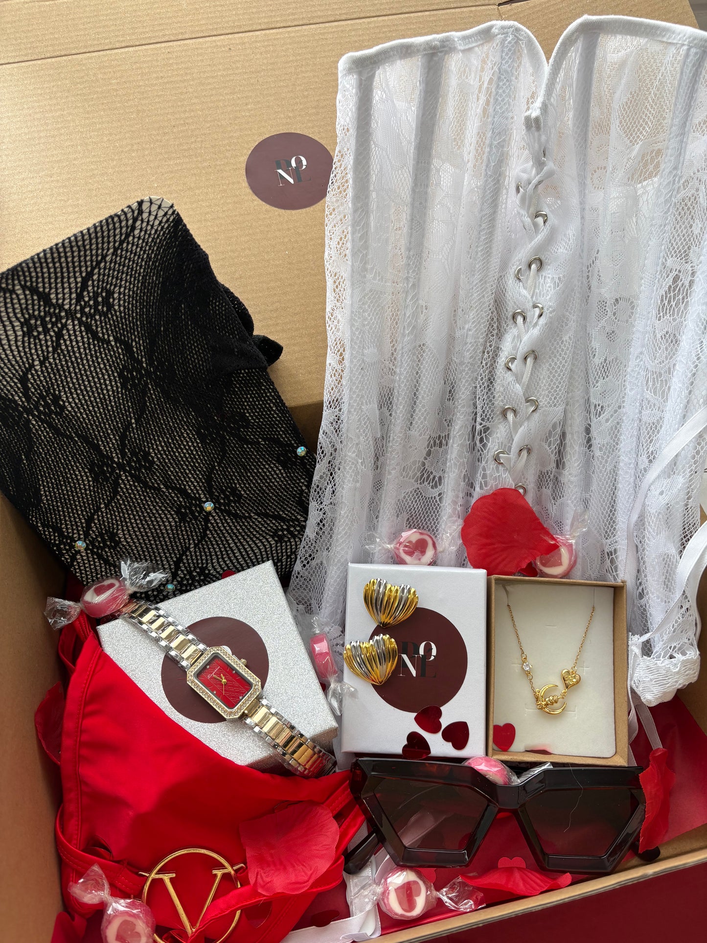 🔥 365 DAYS MYSTERY BOX 🔥(7 μοναδικά προϊόντα)