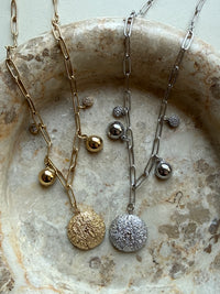 Isidore necklace