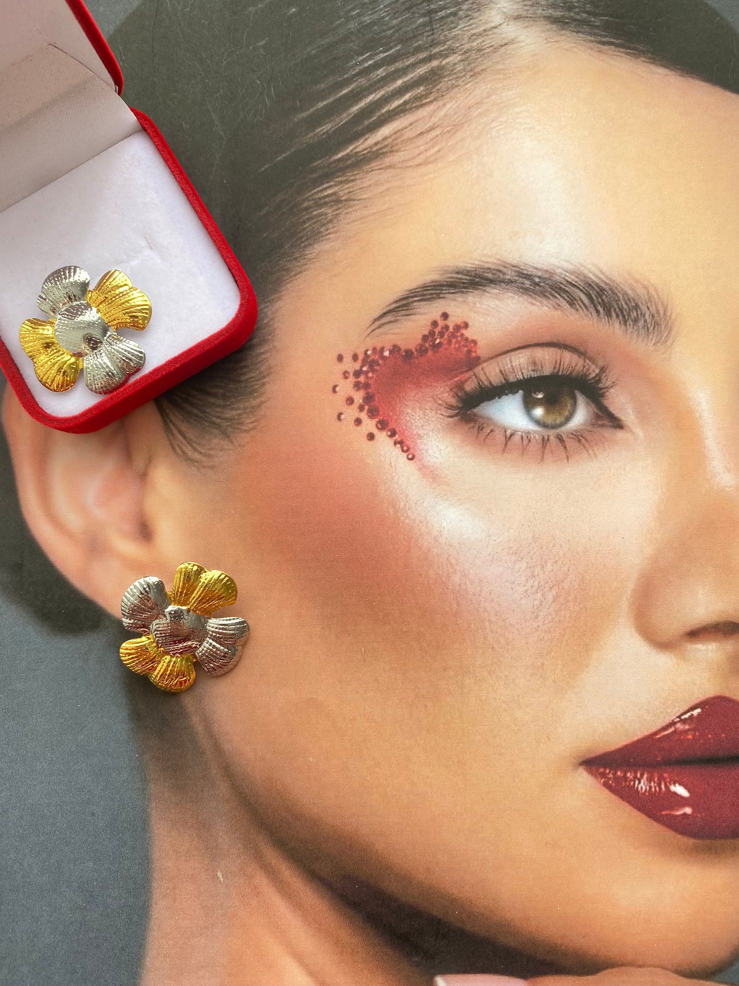 Golden Starlet-Valentine’s collection