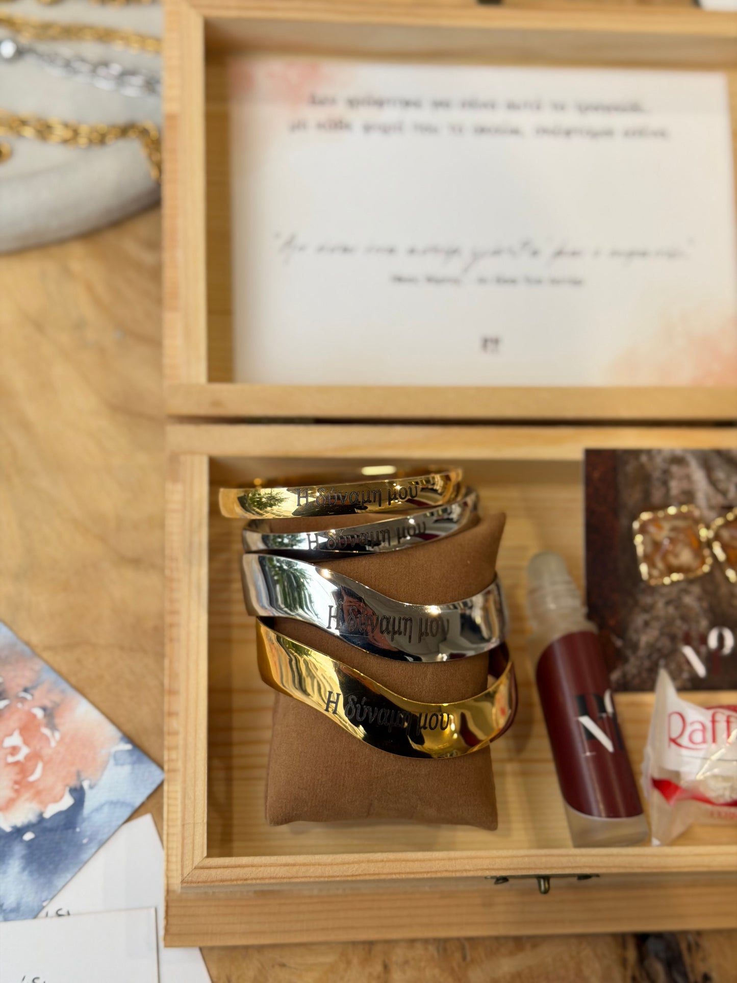MYSTERY MUM BOX / Το κουτί των 5 αισθήσεων..