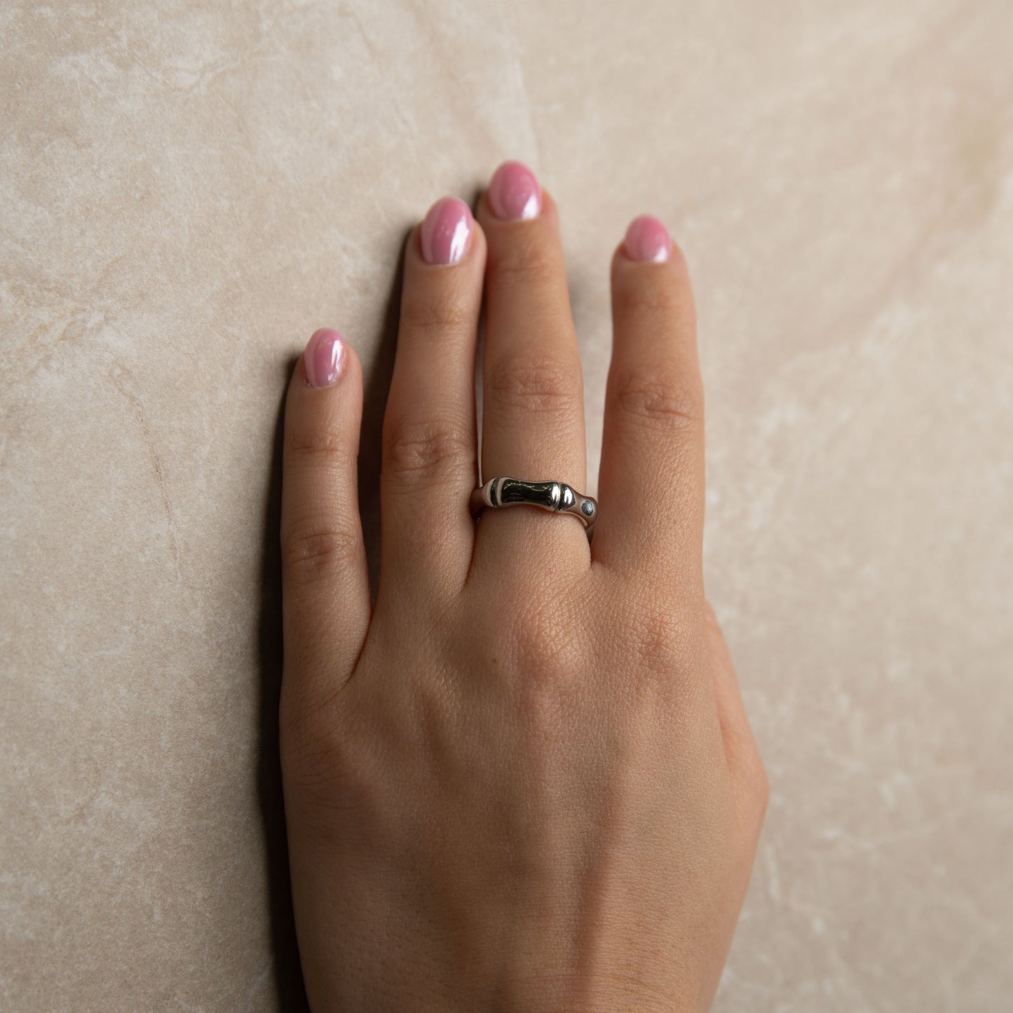 Δαχτυλίδι με Σχέδιο Μπαμπού σε Χρυσό και Ασημί Χρώμα | Μοντέρνο και Φυσικό