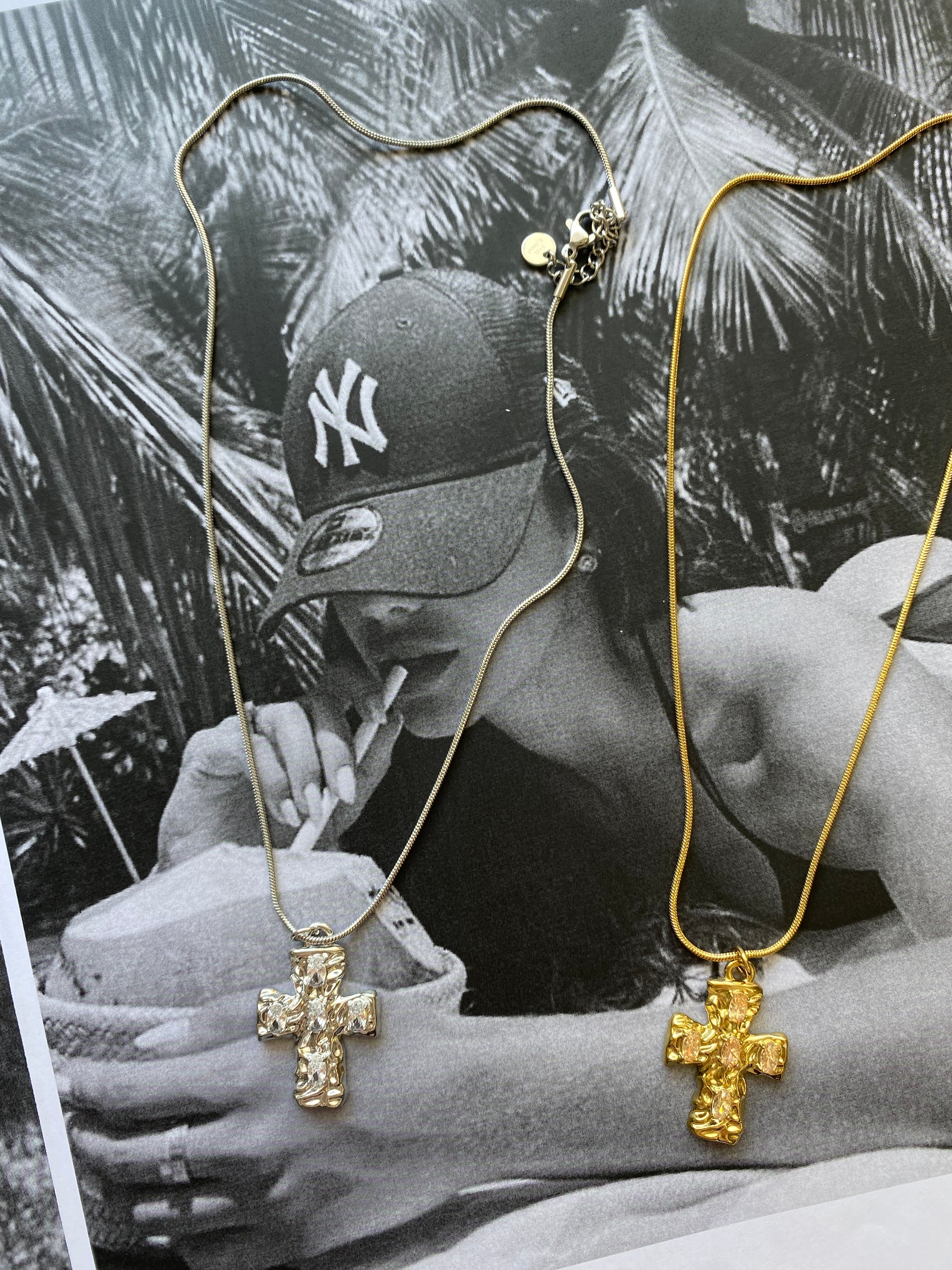 Cross My Heart 💫 Stainless steel
