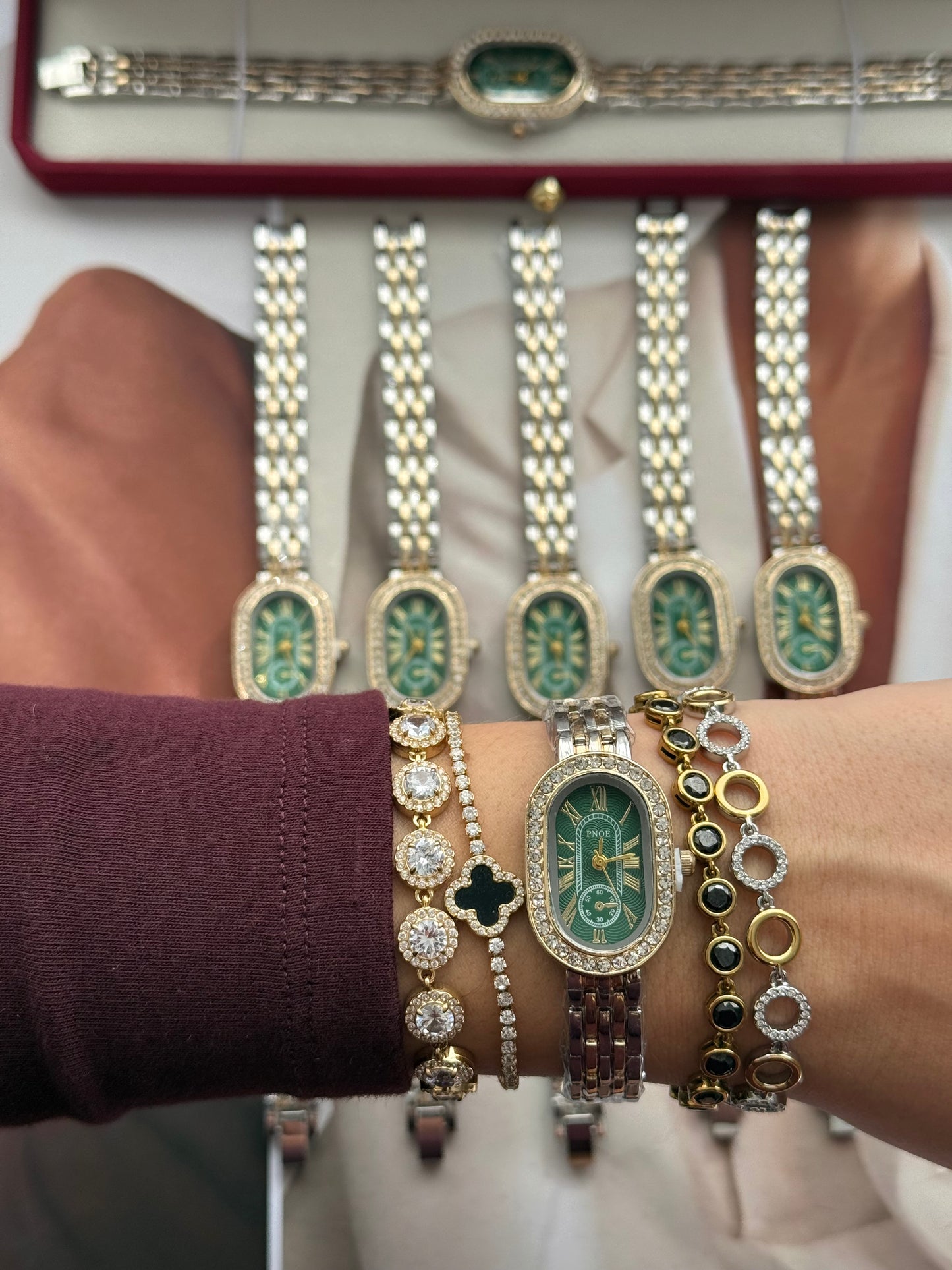 The Viral Icon ✨
Δικής μας Παραγωγής • PNOE / Ατσάλινο