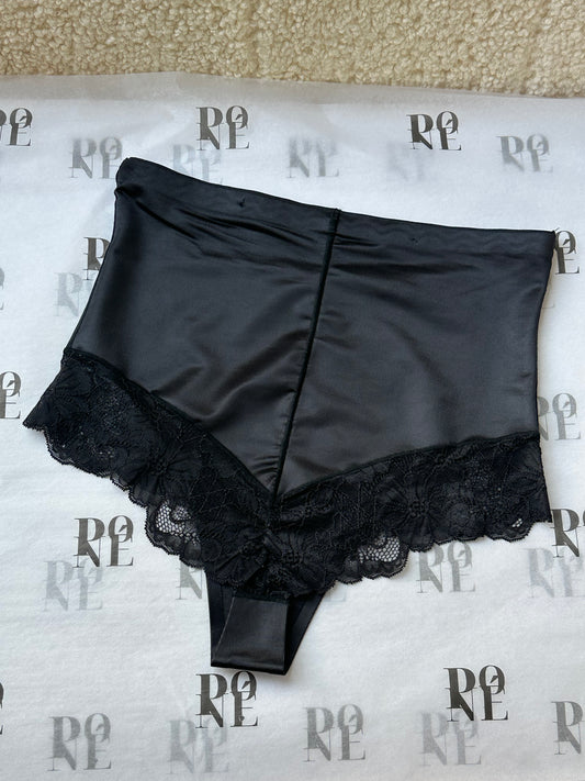 SCULPT LACE BRIEF – BLACK