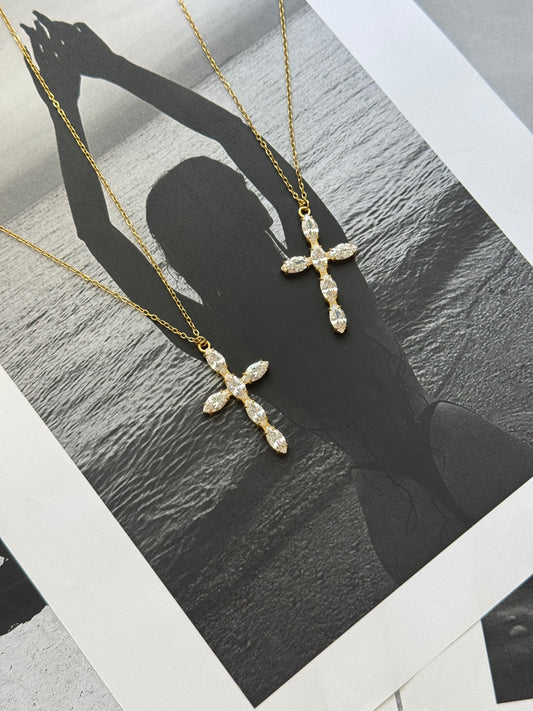 Crystal Long Cross – Μακρύ Κολιέ Stainless Steel
