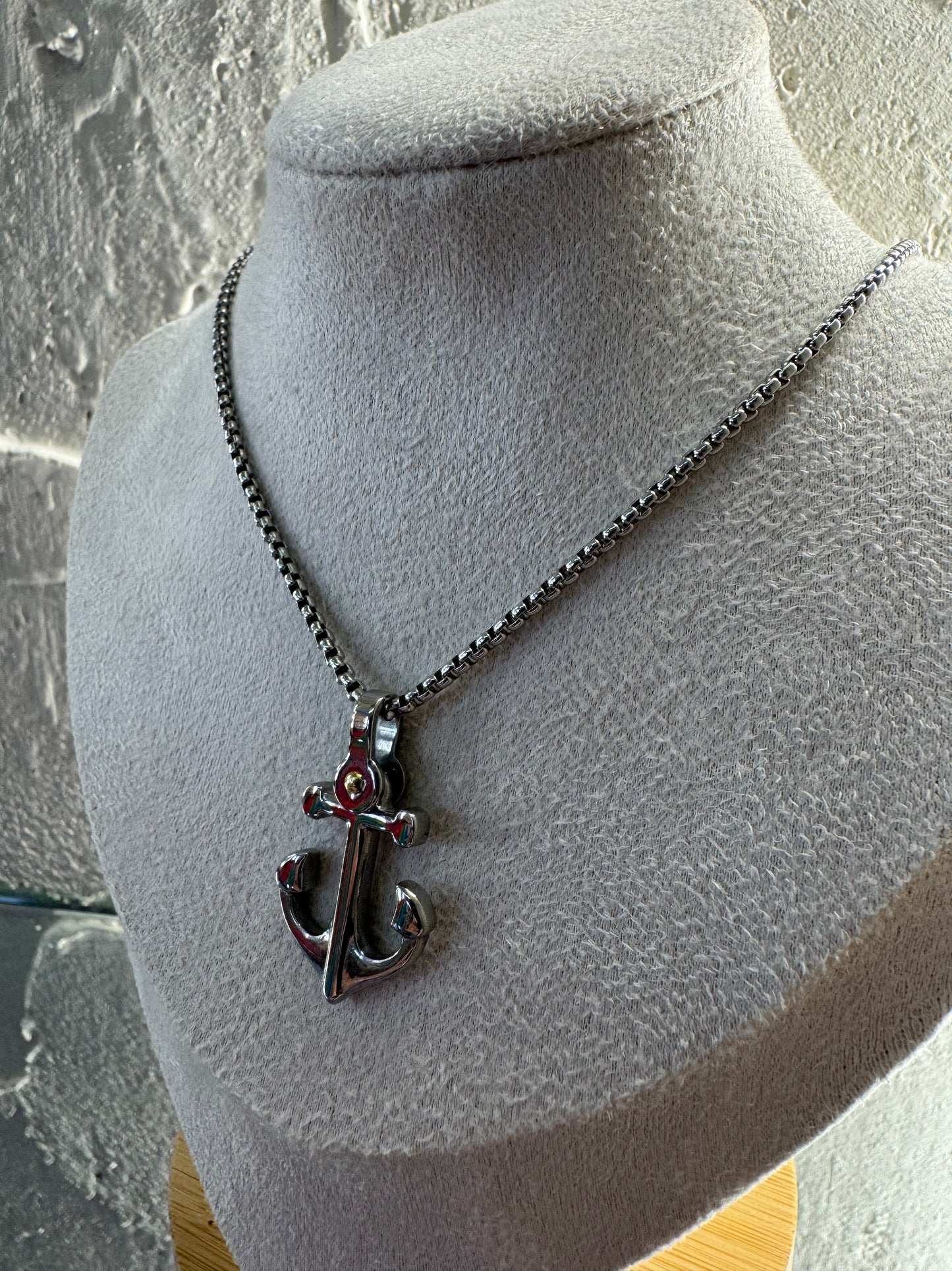 "Men's Anchor Pendant Necklace