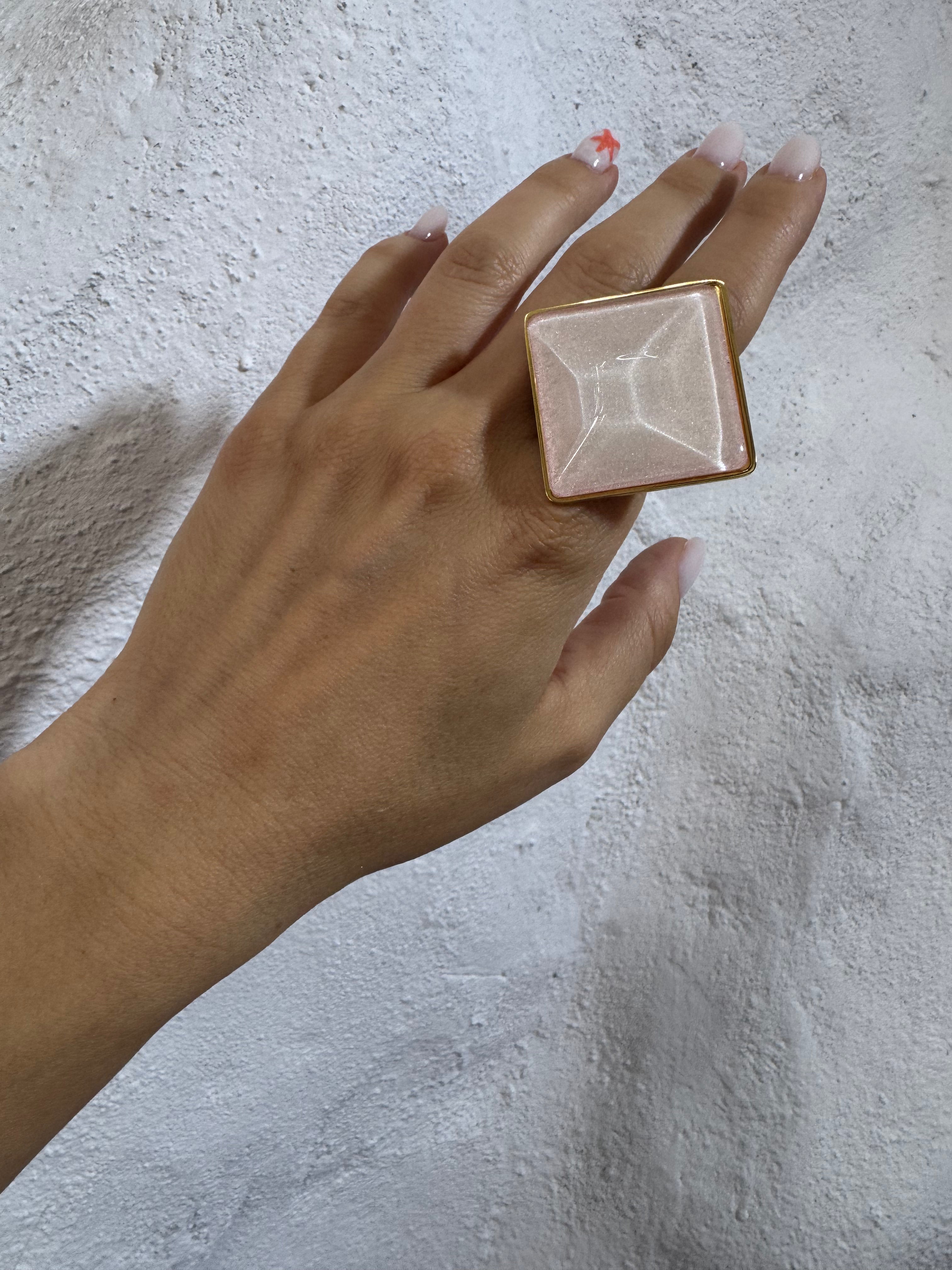✨ Lustro Radiance