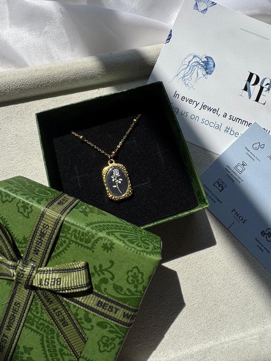 «Rose Secret» - ατσάλινο χρυσό κολιέ