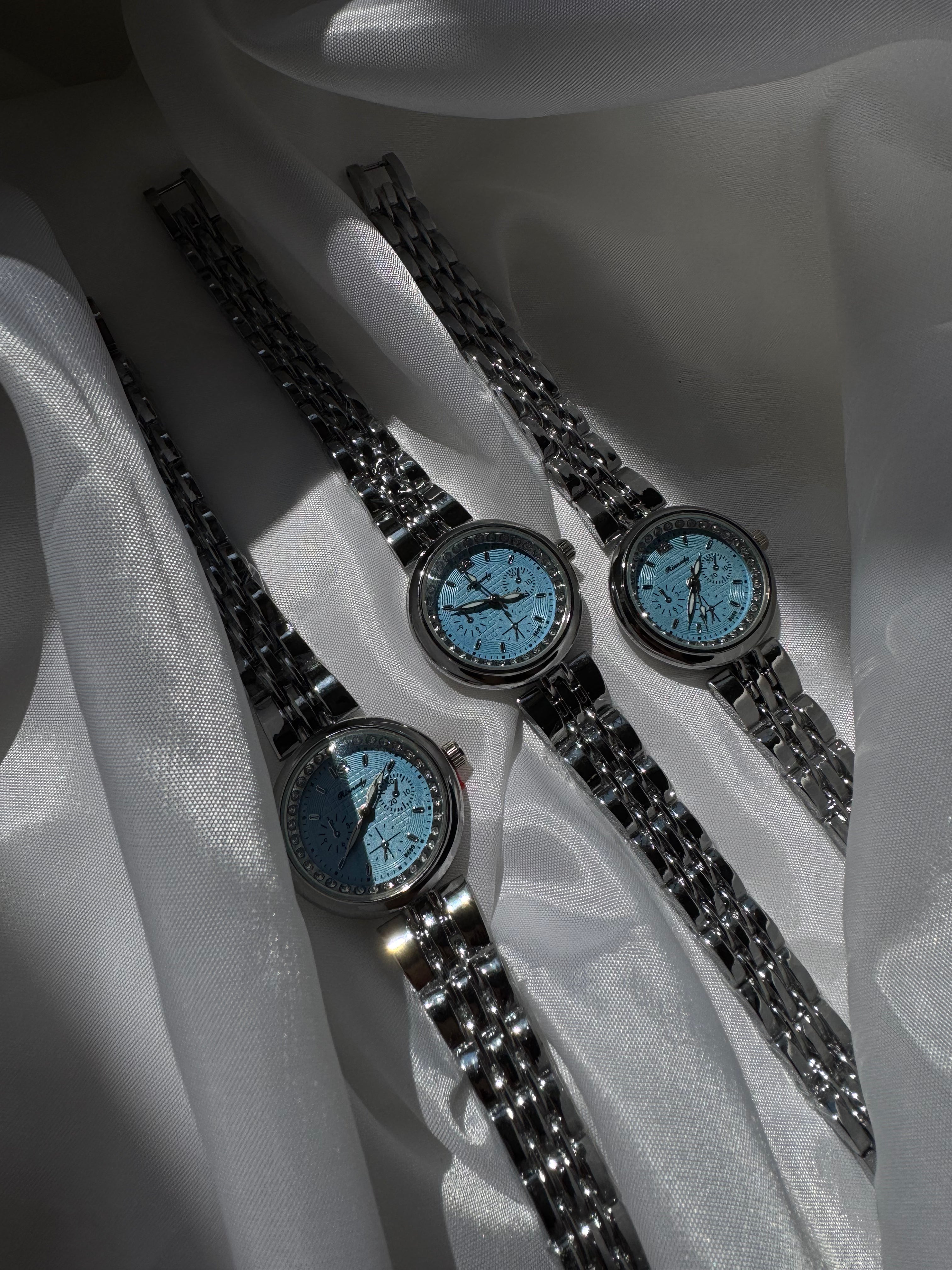 “Lagoon Dream” - steel silver watch with blue dial