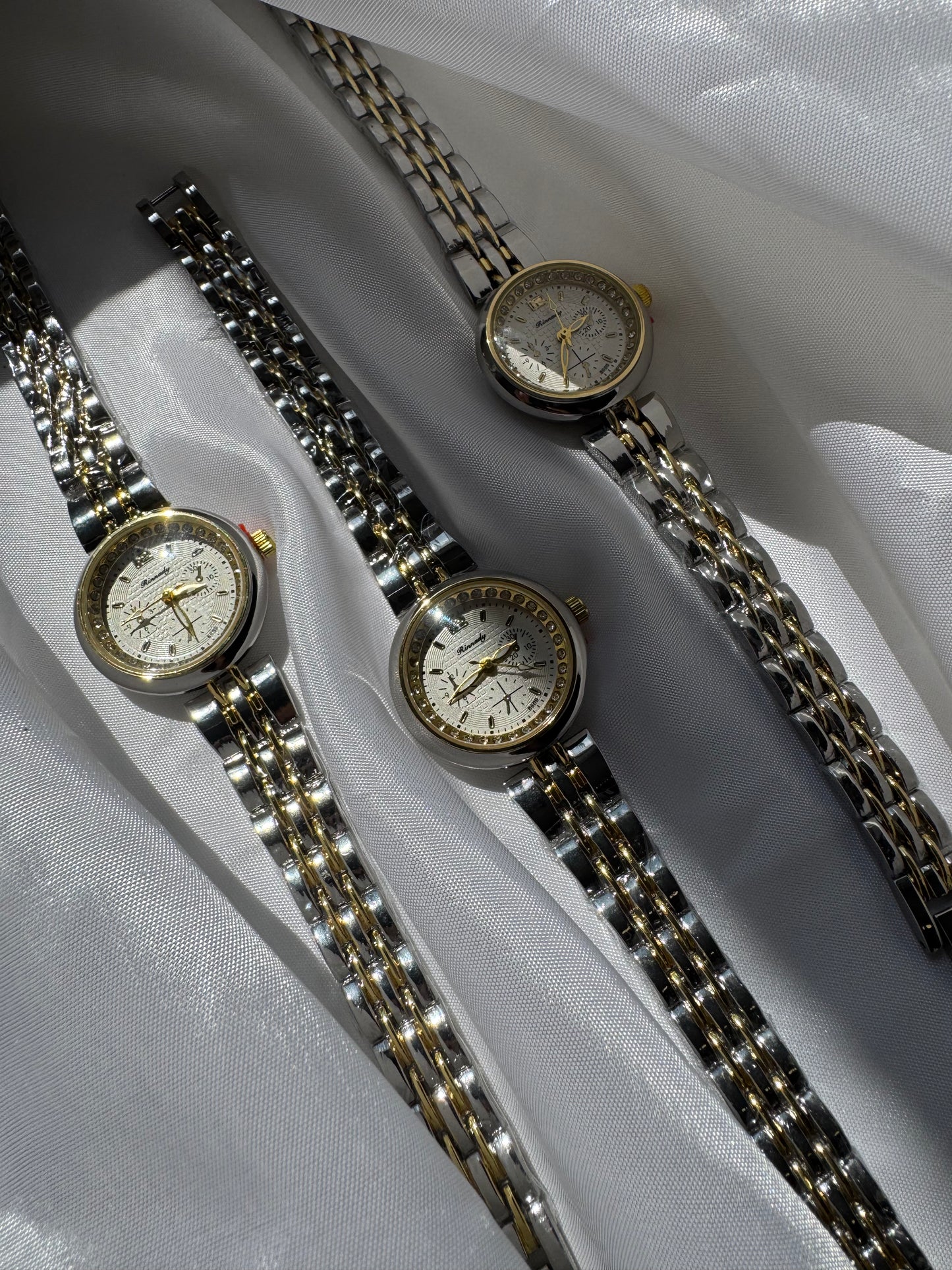 "Arctic Glow" - steel silver-gold watch