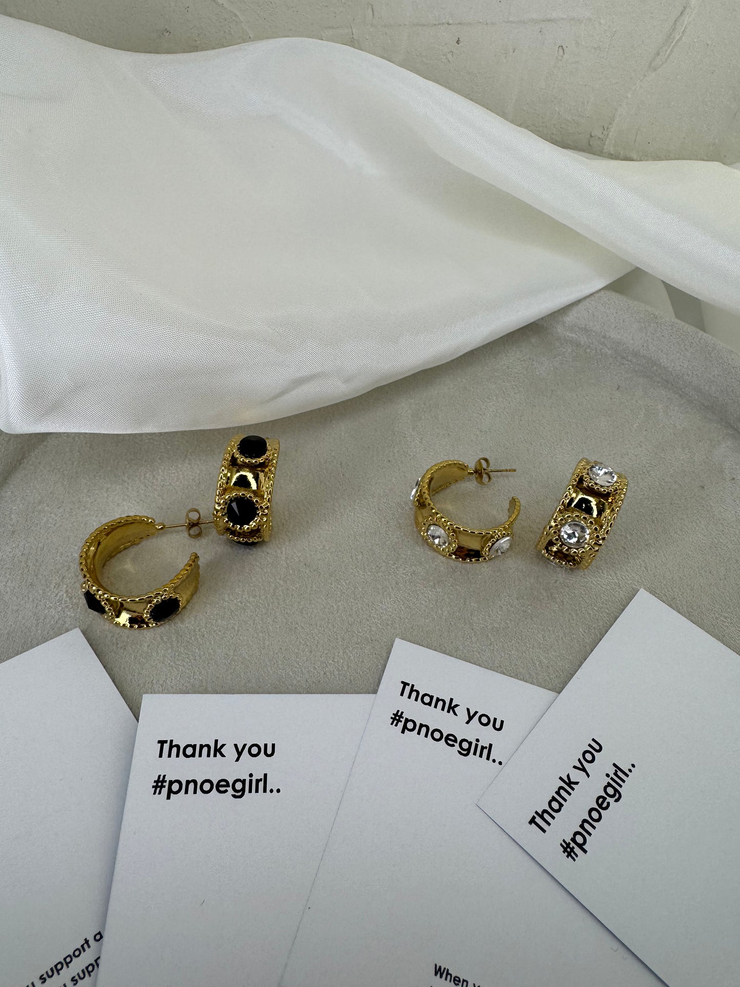 Regal Hoops – ατσάλινα χρυσά σκουλαρίκια