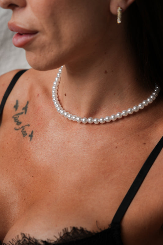 The Pearl Edit – Timeless Glow