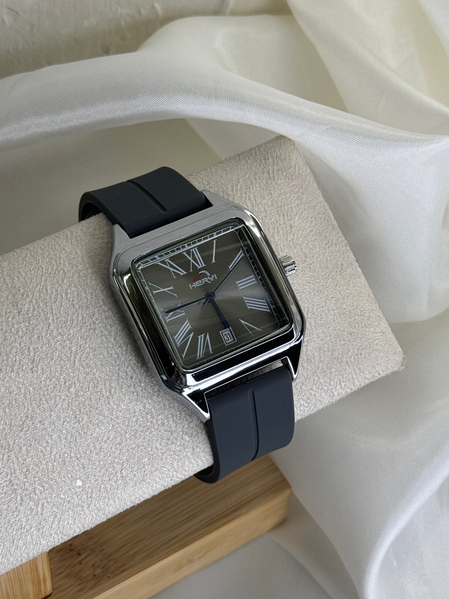 Ares Graphite Edition