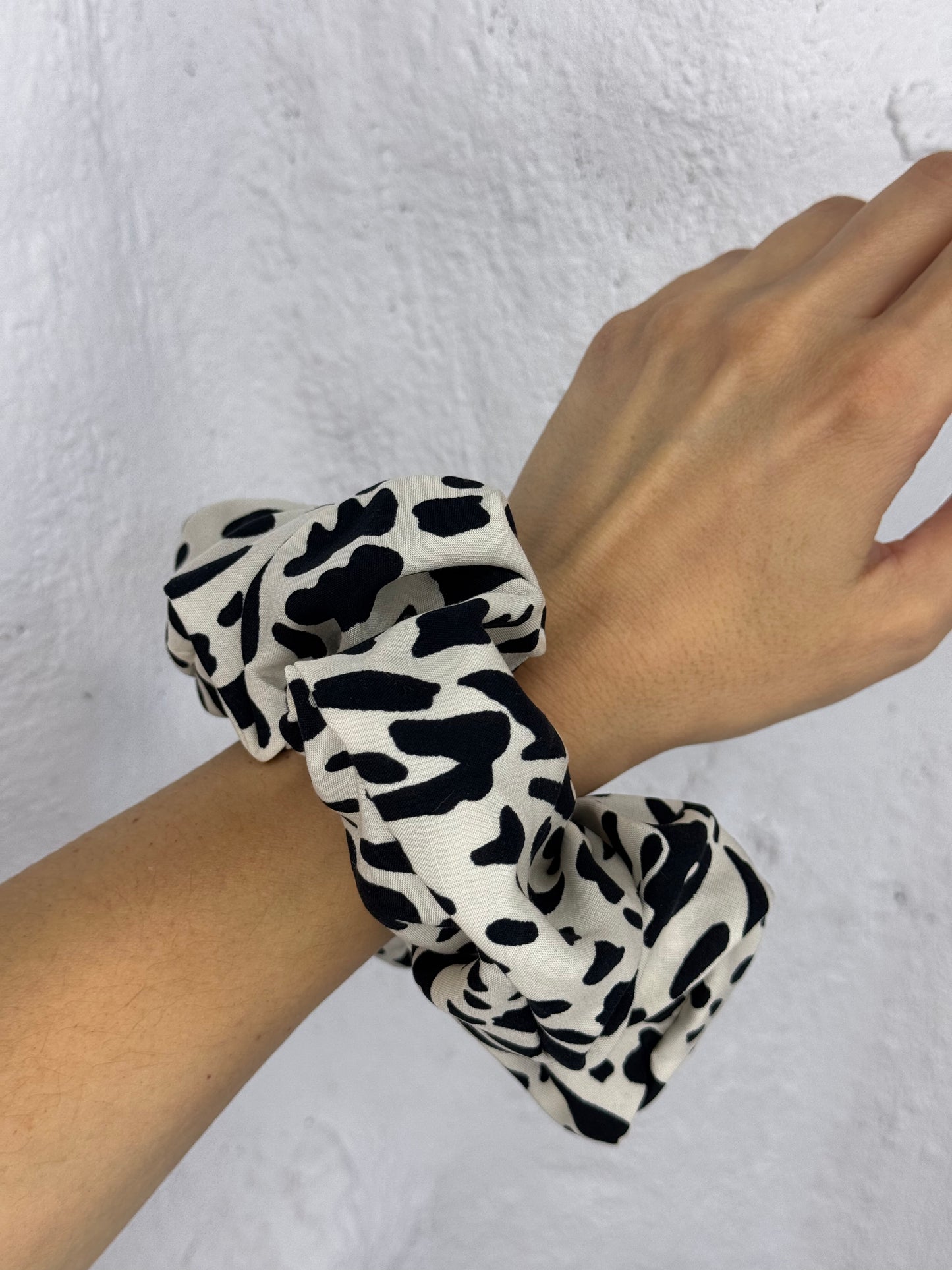 Muse Scrunchie Small