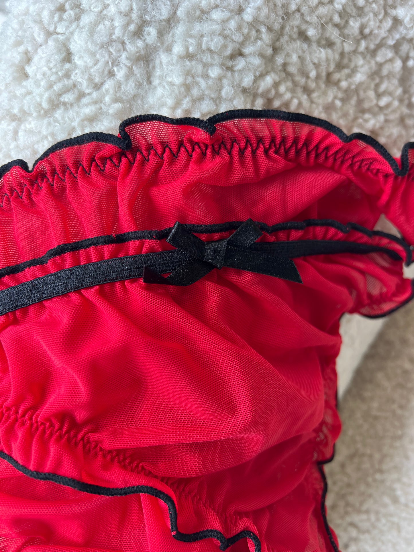 CRIMSON TEMPTATION SET