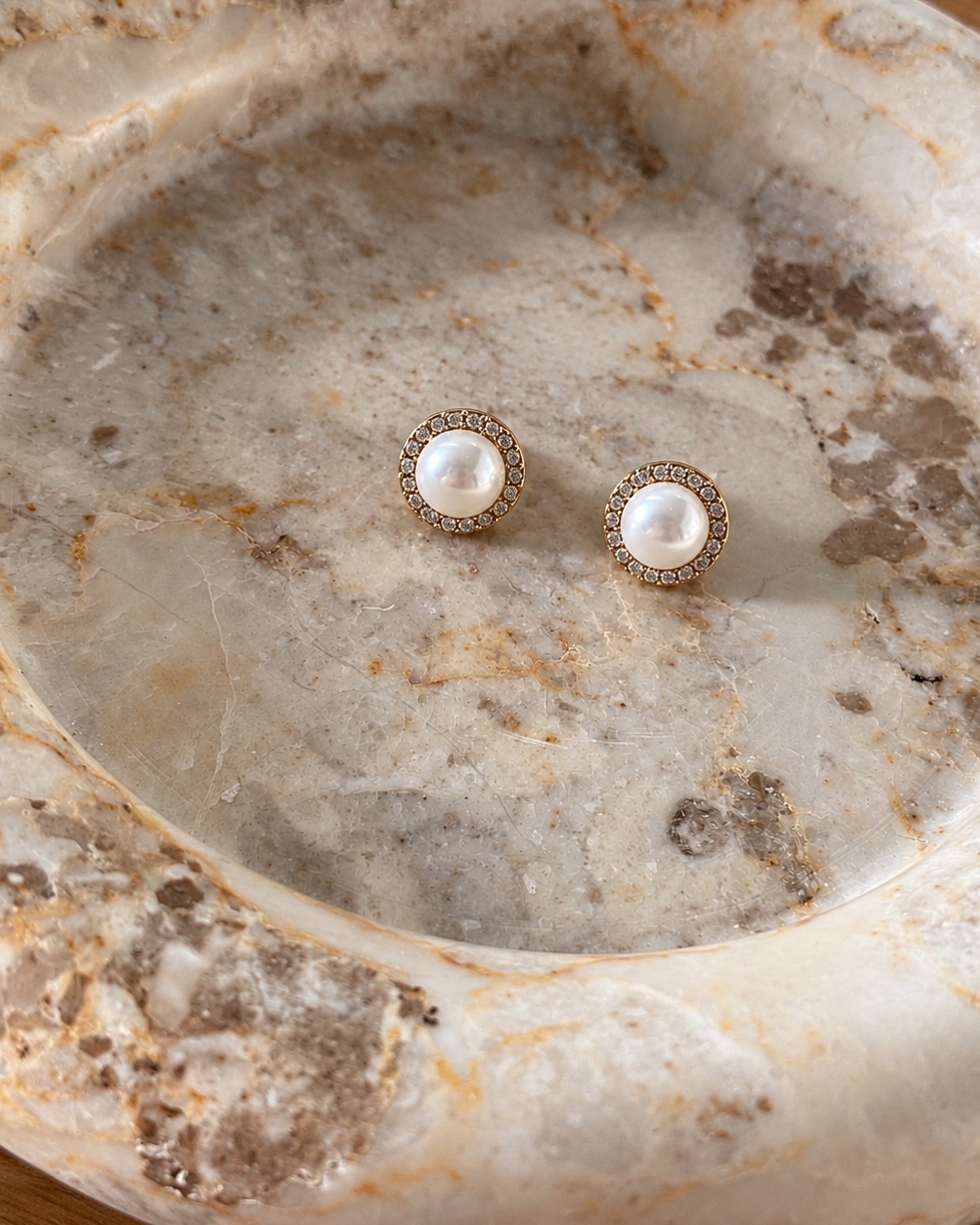 Graceful pearl – stainless steel σκουλαρίκια