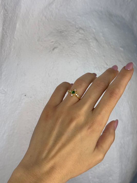 Δαχτυλίδι “Σμαραγδένια Αύρα”