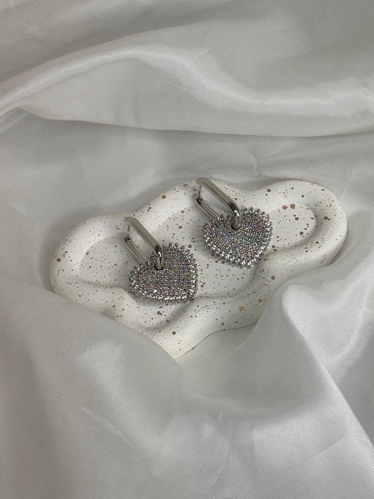 Enchanted Heart - σκουλαρίκια stainless από ανθεκτικό ορείχαλκο