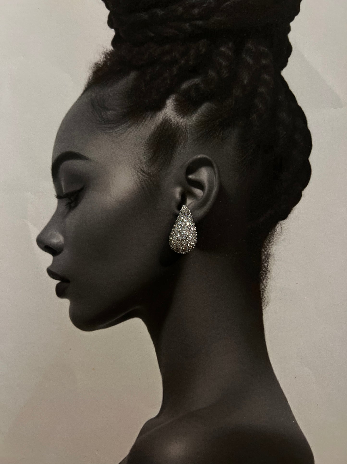 Celeste Drop – Σκουλαρίκια από ανθεκτικό ορείχαλκο