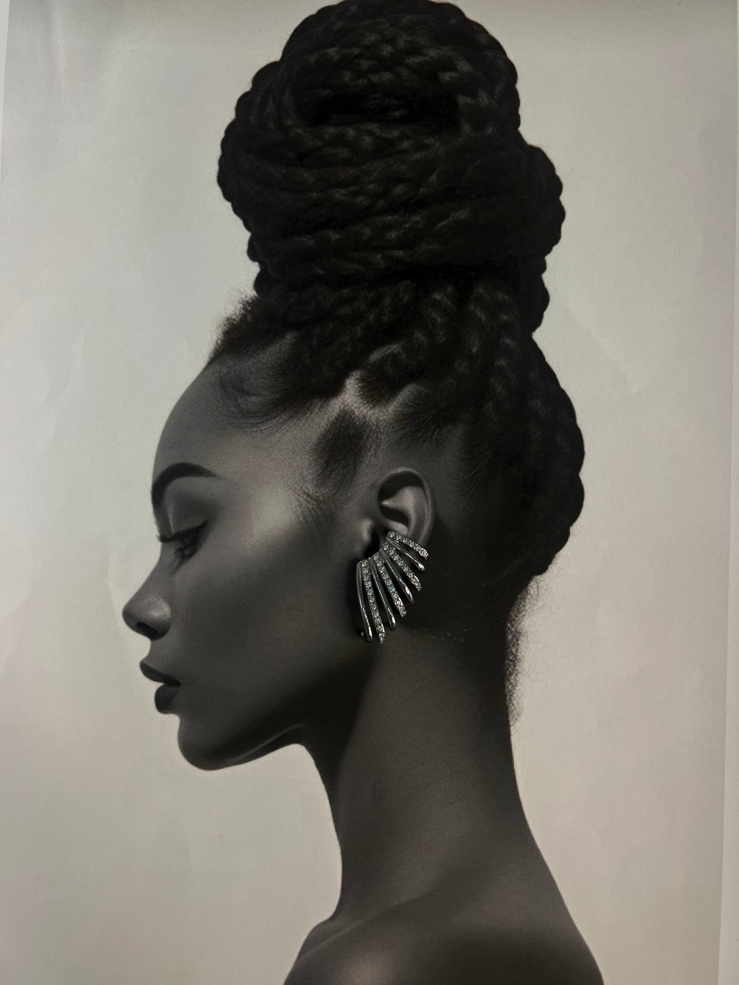 Liora Line – Σκουλαρίκια από Ανθεκτικό Ορείχαλκο