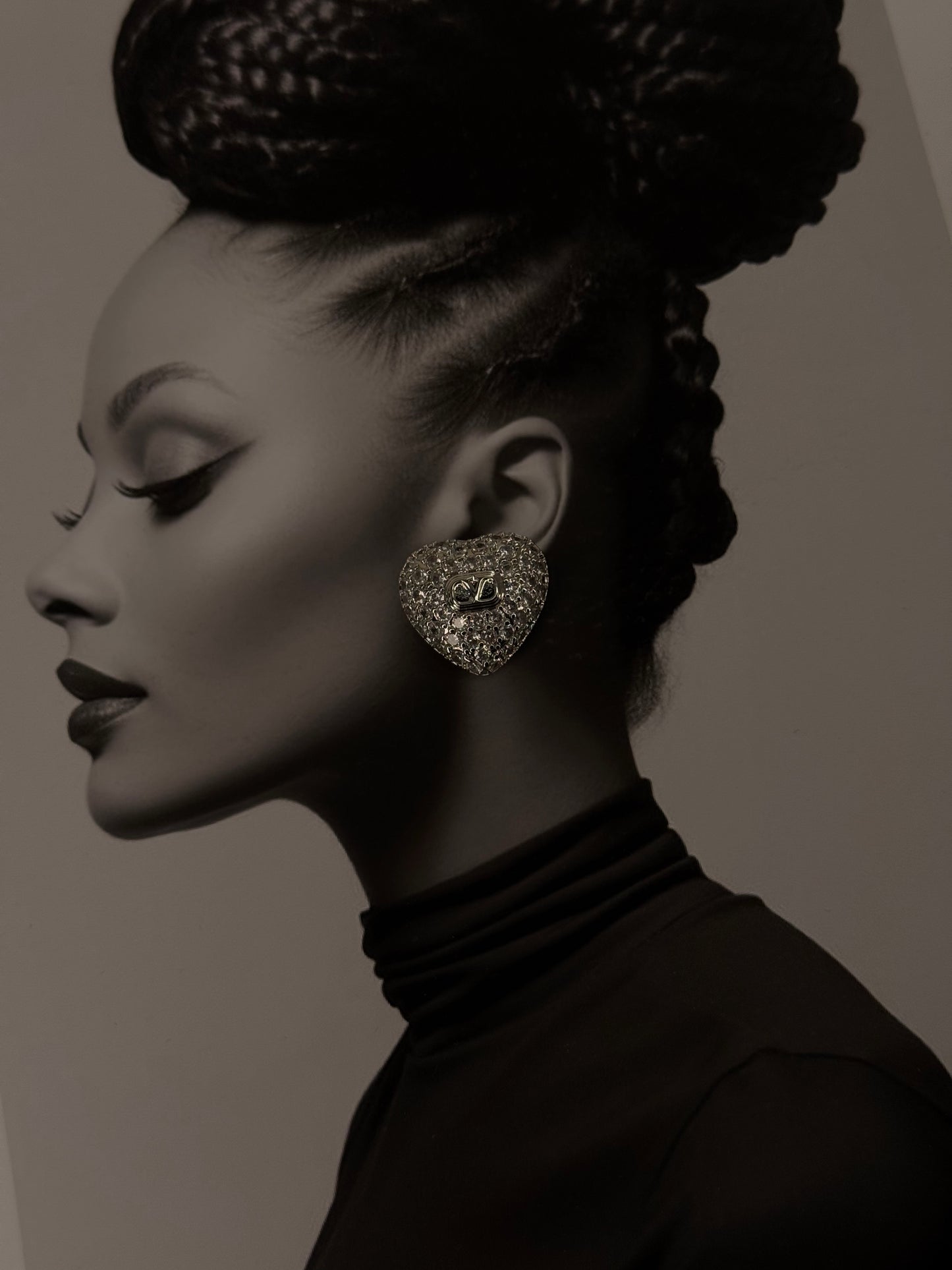 HEART ROYALE-σκουλαρίκια από ανθεκτικό ορείχαλκο