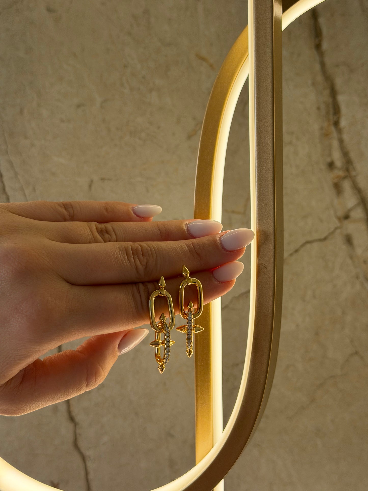 Vérité Edge – σκουλαρίκι stainless steel