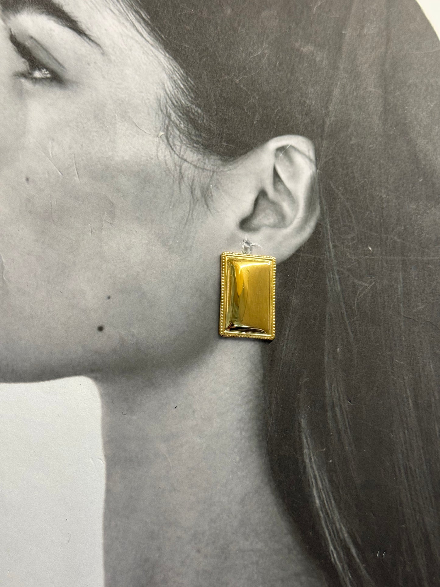 Vitra Luxe – σκουλαρίκι stainless steel